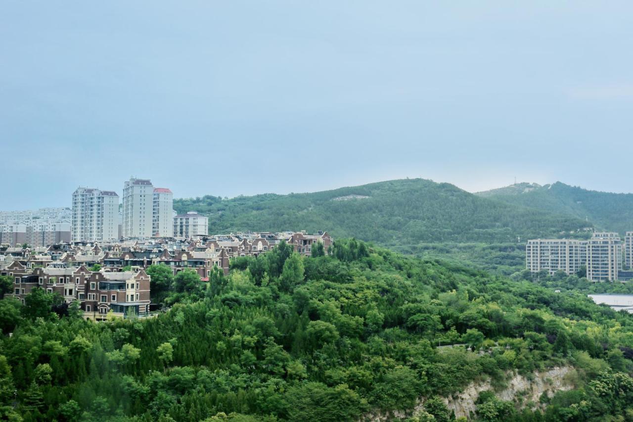 Sheraton Jinan Hotel Exterior foto