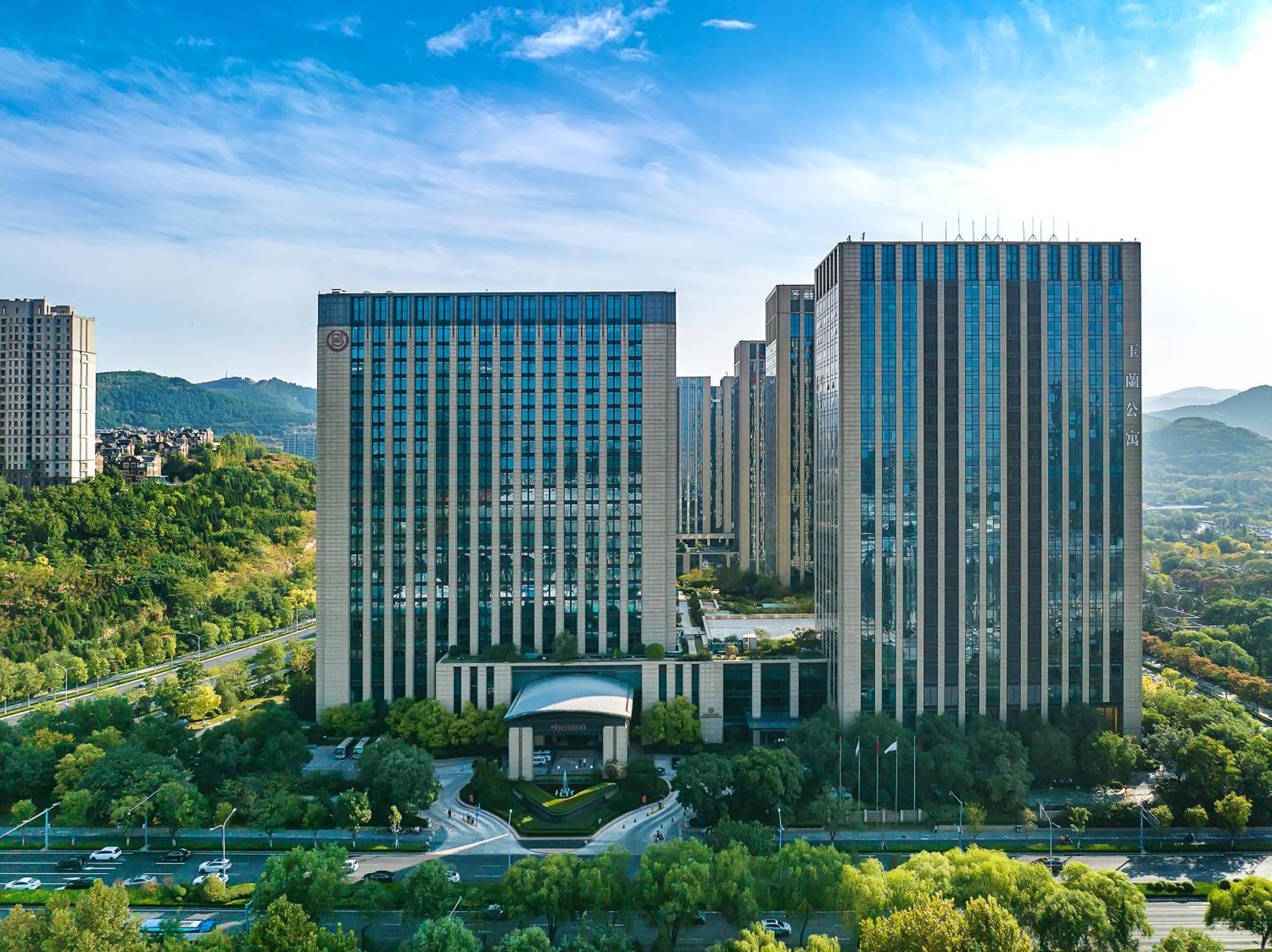 Sheraton Jinan Hotel Exterior foto